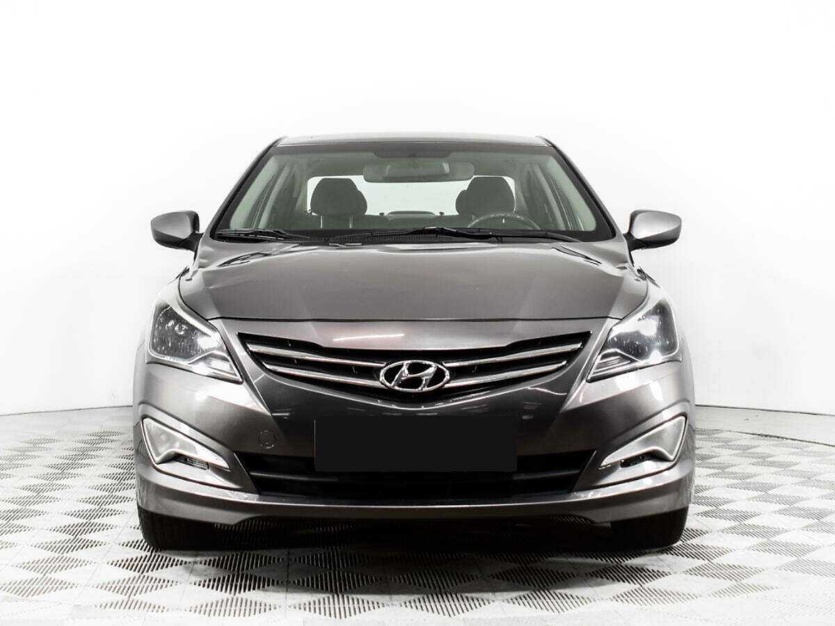 Купить Hyundai Solaris с пробегом. Фото: #1