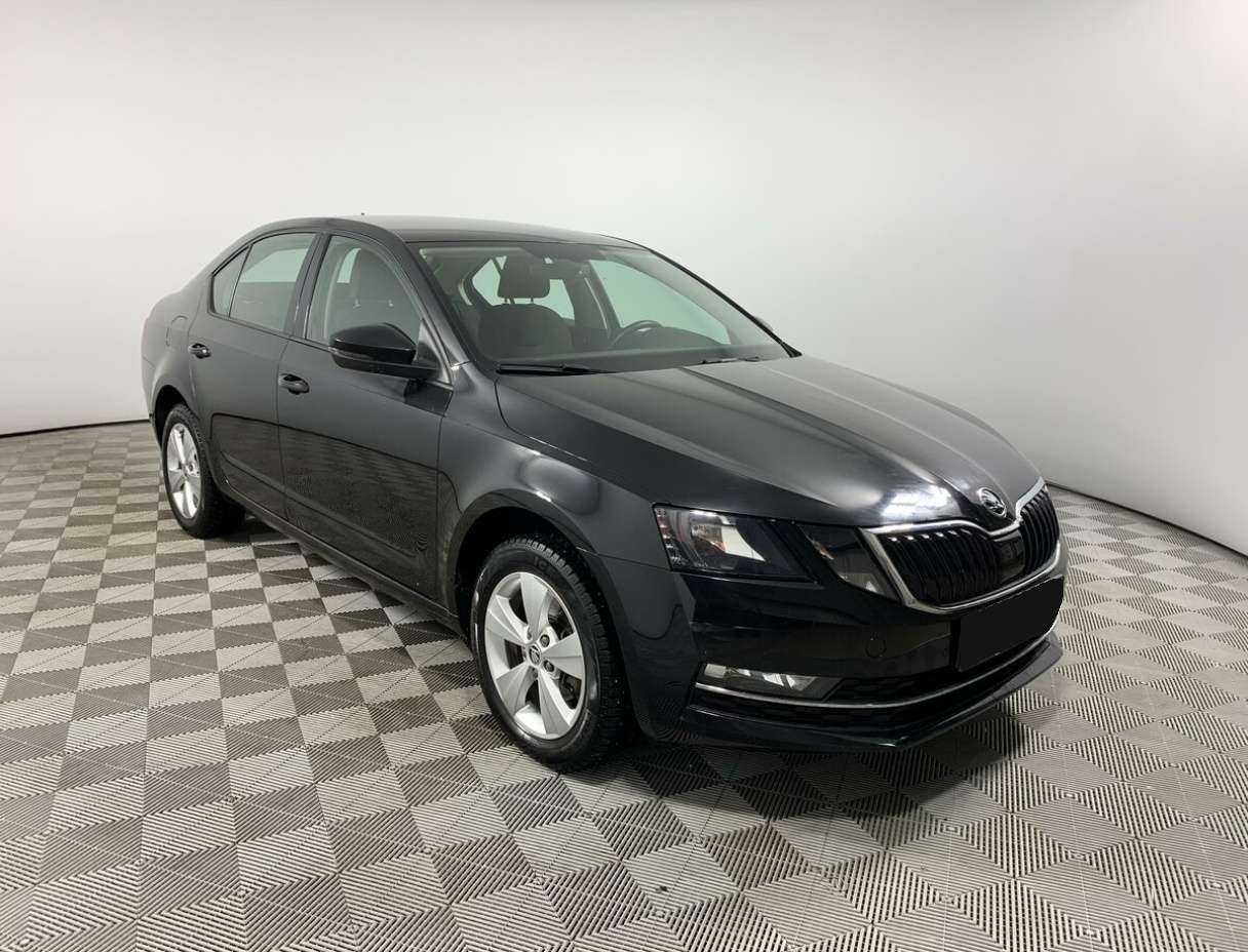 Купить Skoda Octavia с пробегом. Фото: #2