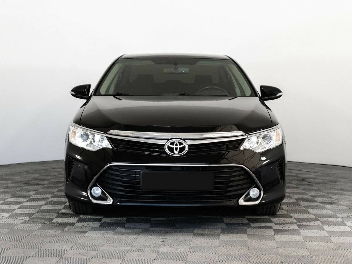 Купить Toyota Camry с пробегом. Фото: #1