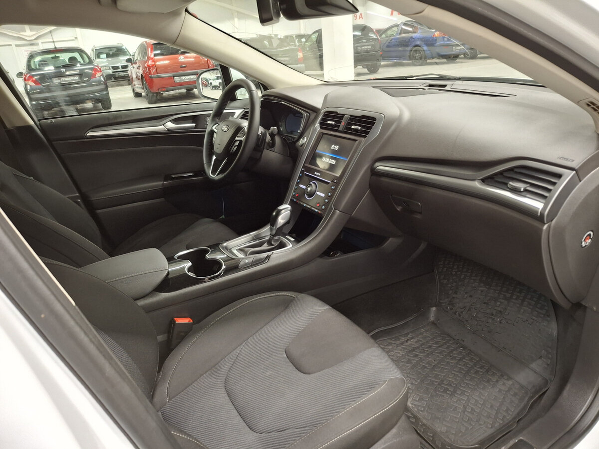 Купить Ford Mondeo с пробегом. Фото: #10