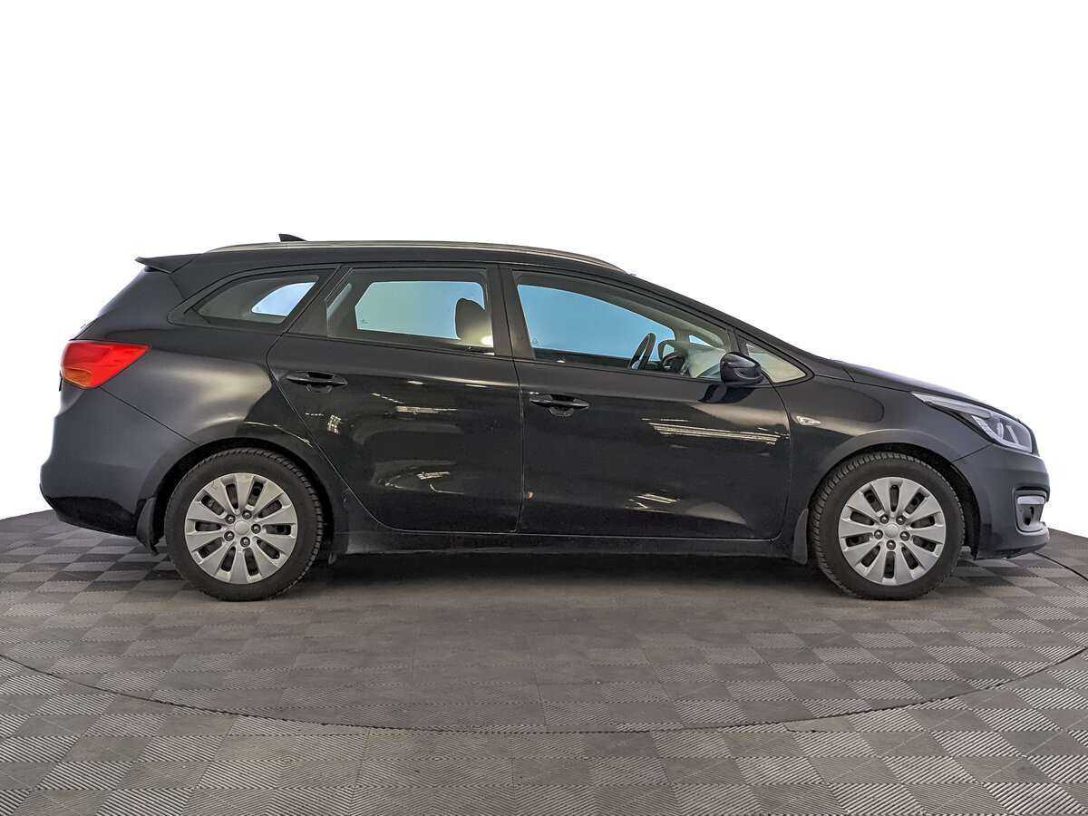 Купить Kia Ceed с пробегом. Фото: #3