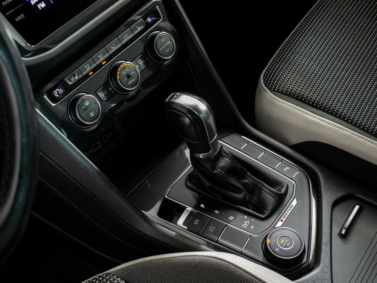Купить Volkswagen Tiguan с пробегом. Фото: #14