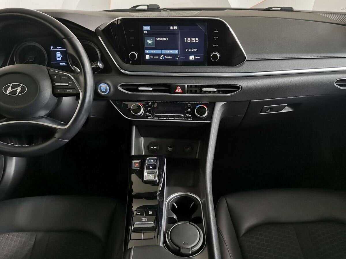 Купить Hyundai Sonata с пробегом. Фото: #10