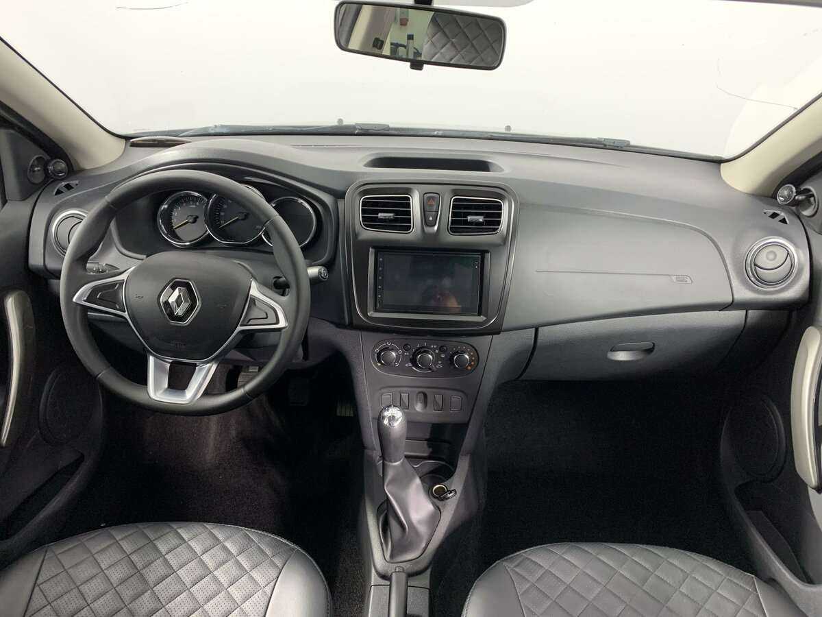 Купить Renault Logan с пробегом. Фото: #11