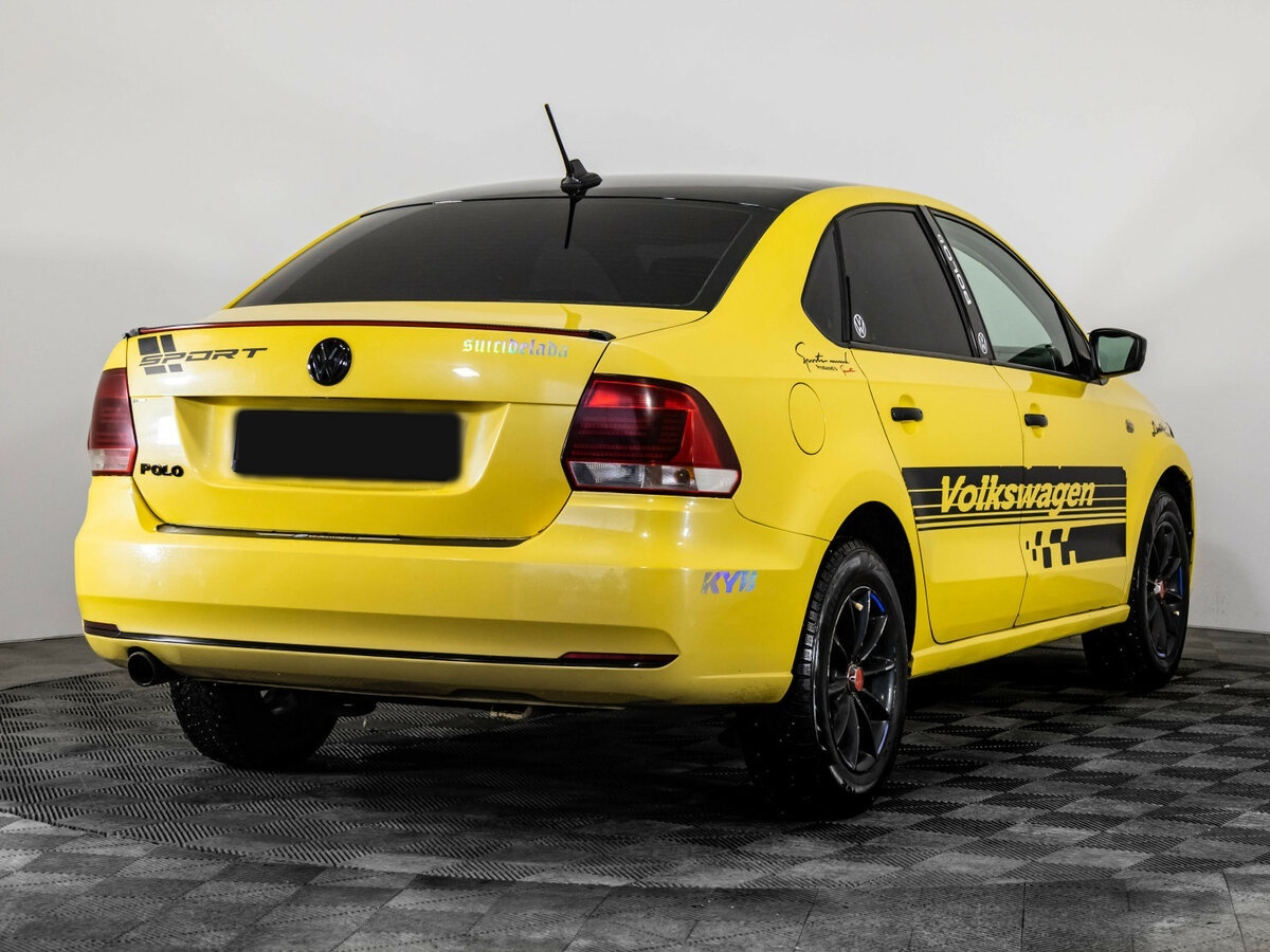 Купить Volkswagen Polo с пробегом. Фото: #3