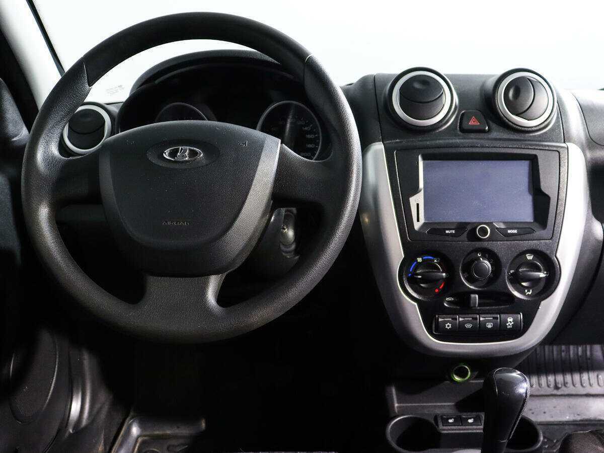 Купить Lada (ВАЗ) Granta с пробегом. Фото: #9