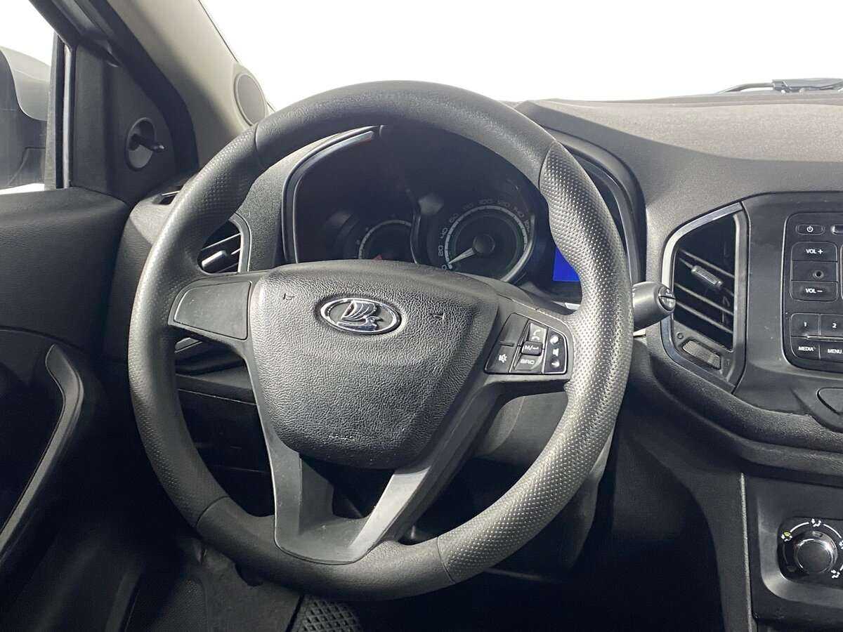 Купить Lada (ВАЗ) XRAY с пробегом. Фото: #10