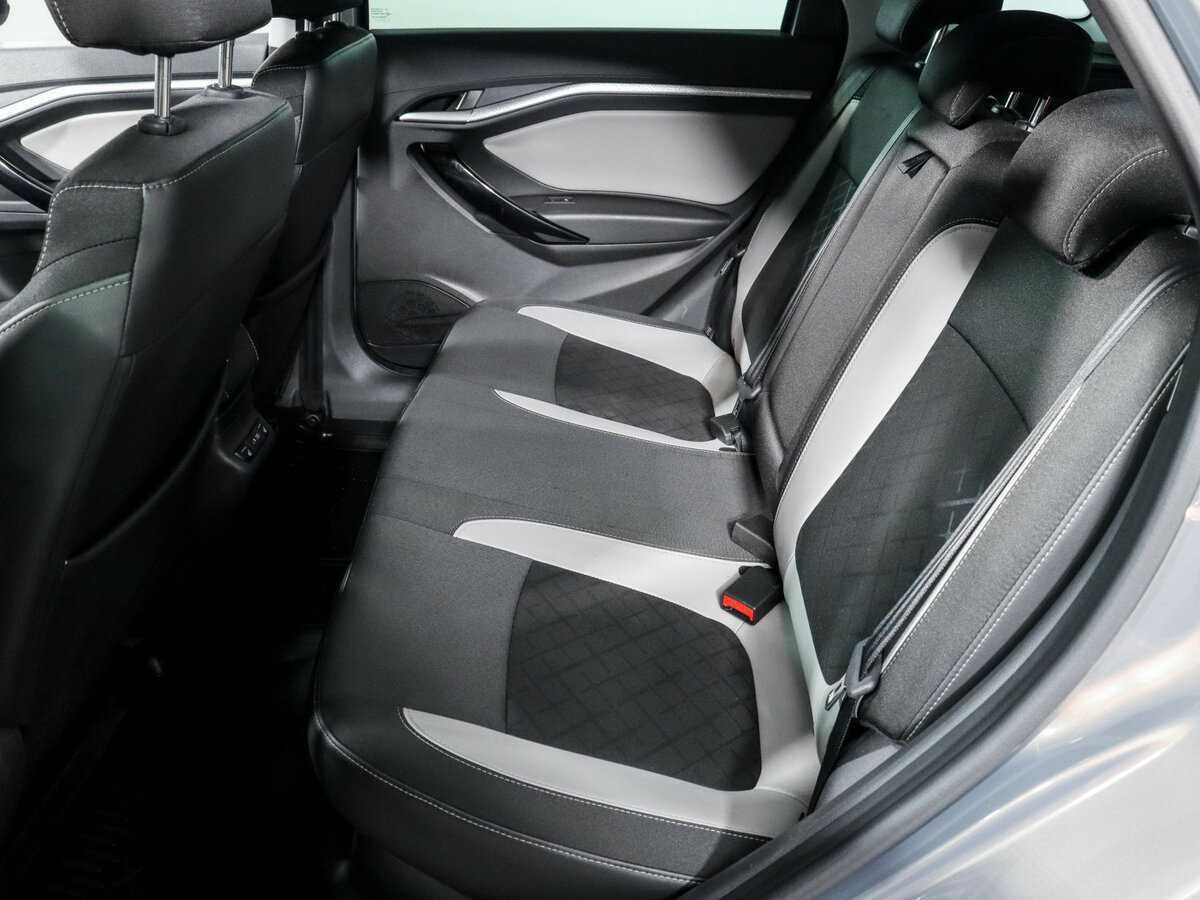 Купить Lada (ВАЗ) Vesta с пробегом. Фото: #9