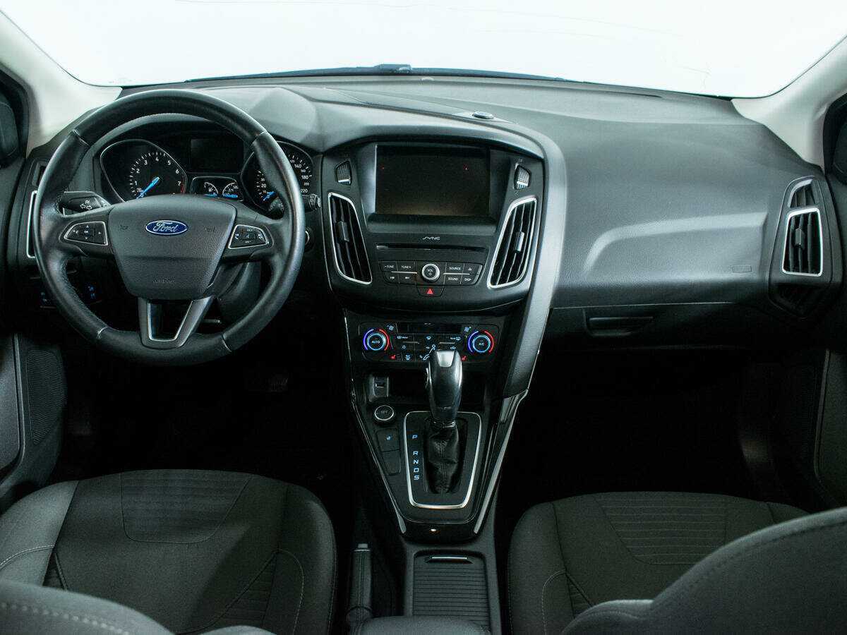 Купить Ford Focus с пробегом. Фото: #11