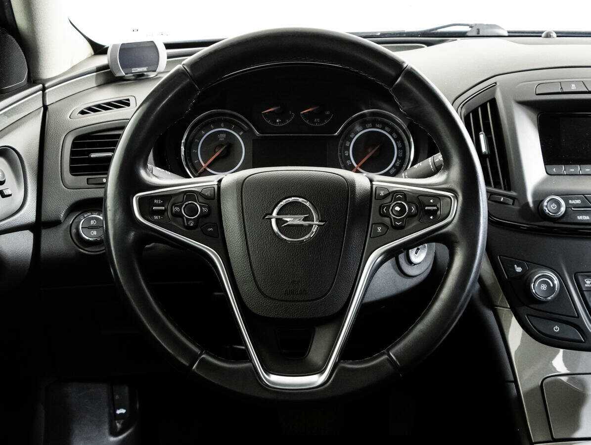 Купить Opel Insignia с пробегом. Фото: #11