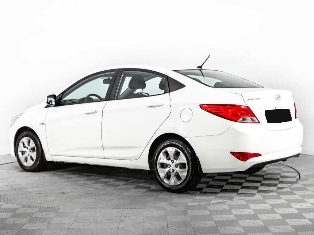 Купить Hyundai Solaris с пробегом. Фото: #6