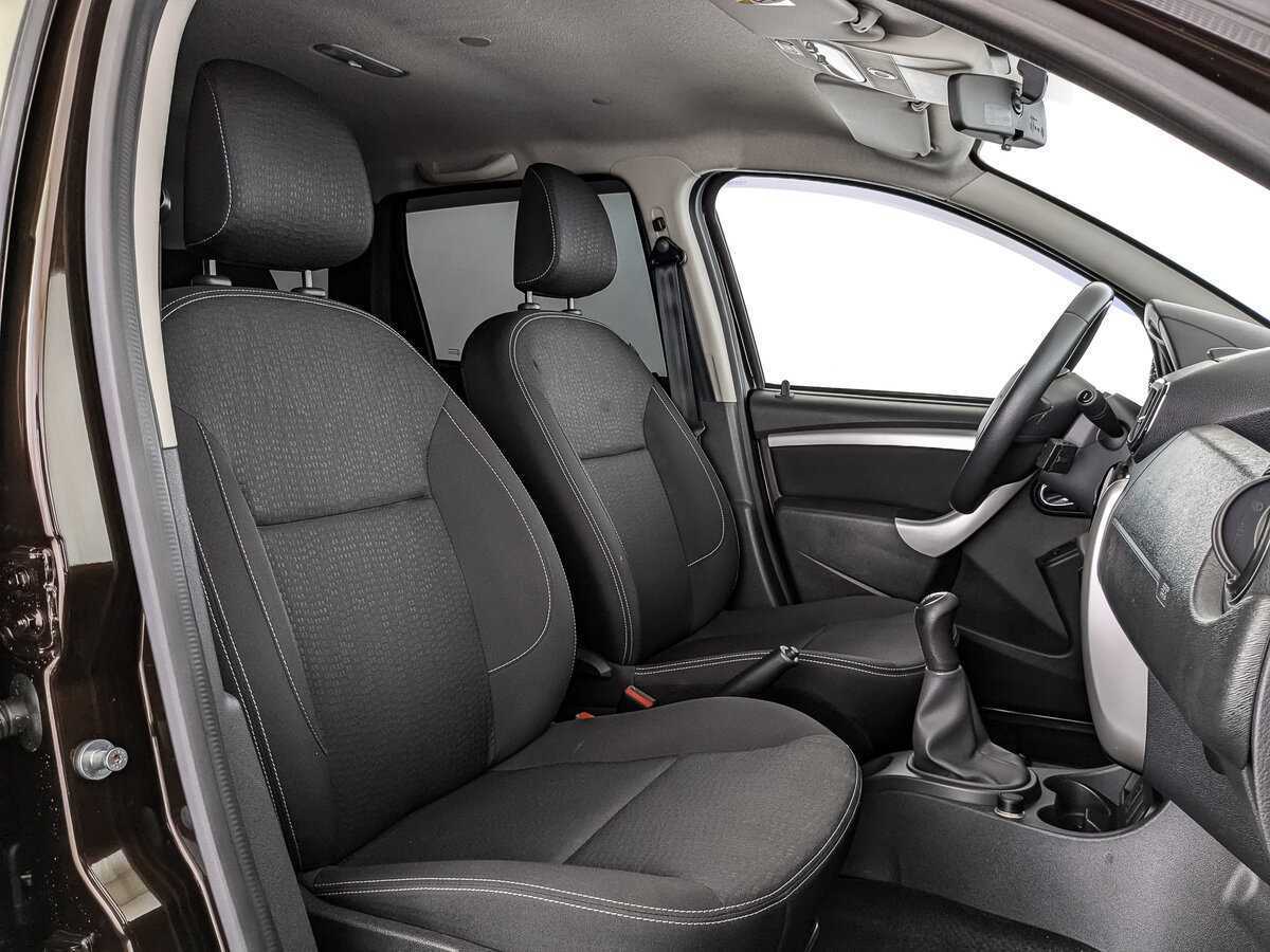 Купить Nissan Terrano с пробегом. Фото: #17