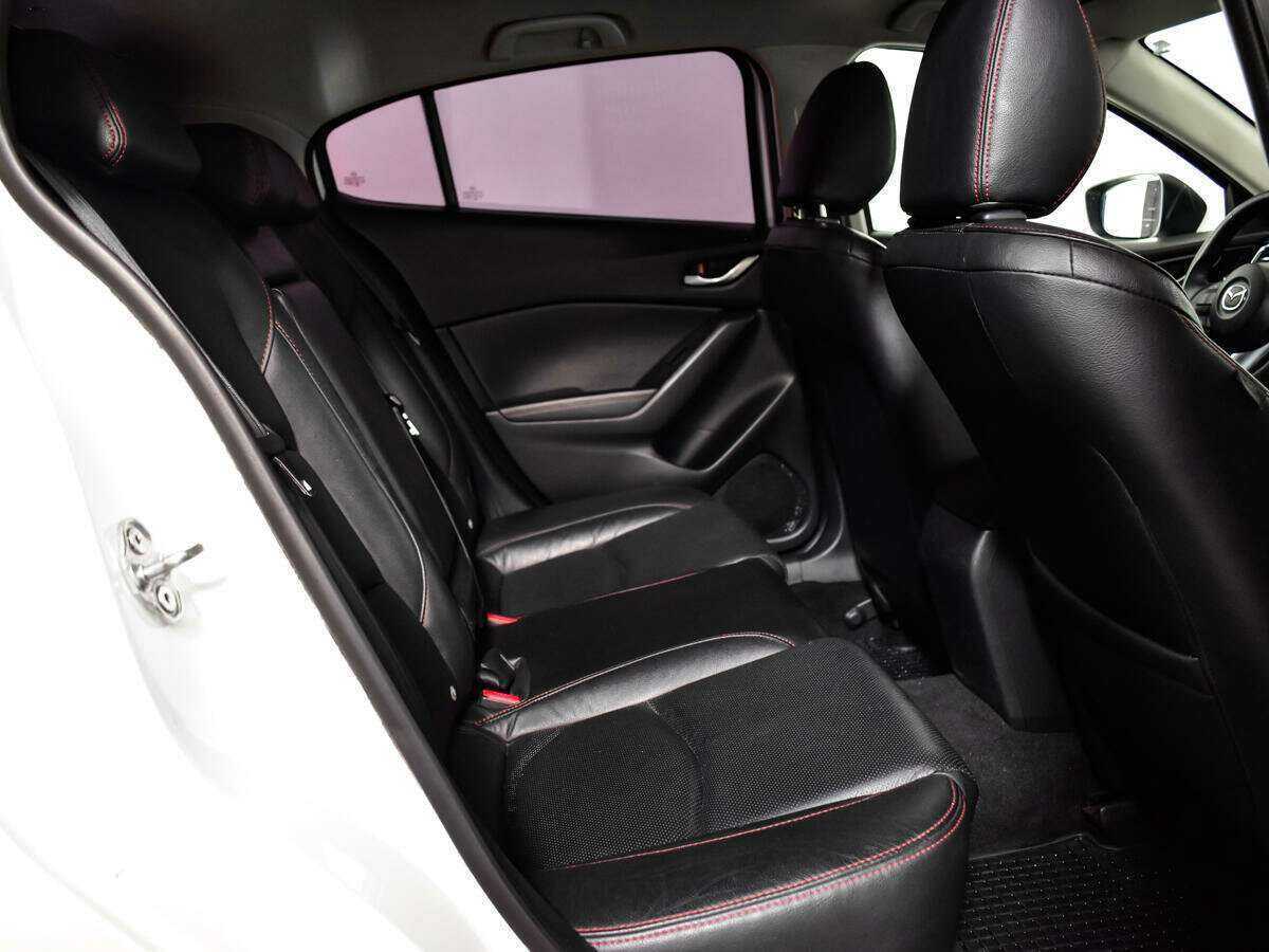 Купить Mazda 3 с пробегом. Фото: #9