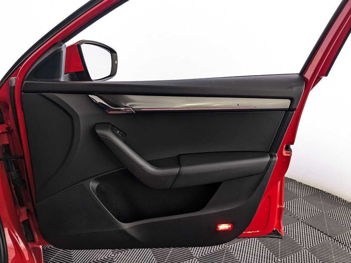 Купить Skoda Octavia с пробегом. Фото: #19