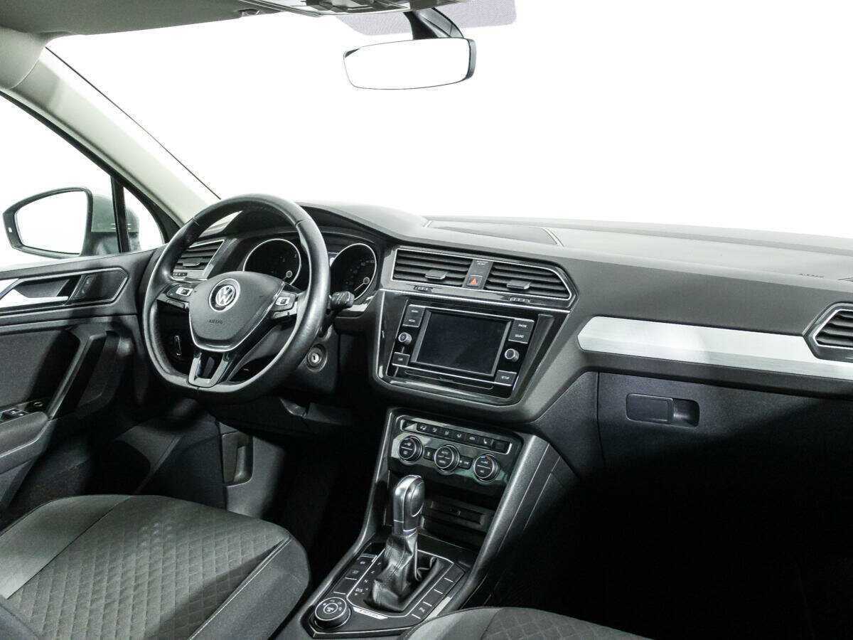 Купить Volkswagen Tiguan с пробегом. Фото: #8