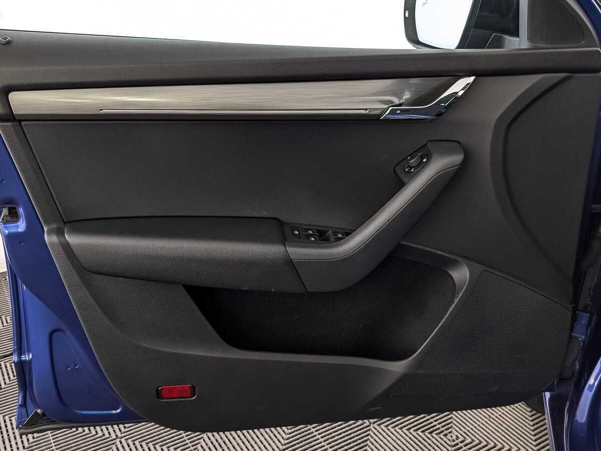 Купить Skoda Octavia с пробегом. Фото: #18