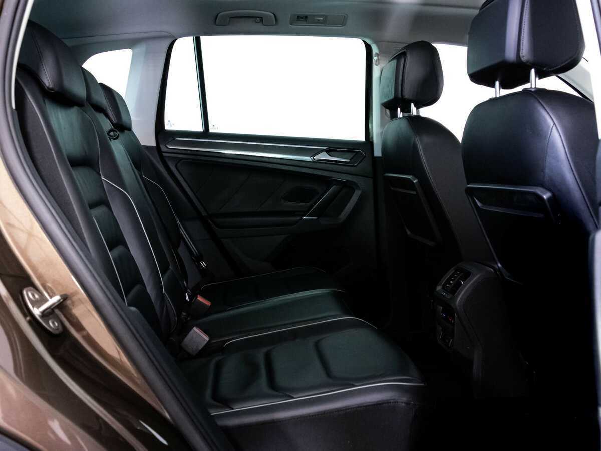Купить Volkswagen Tiguan с пробегом. Фото: #15
