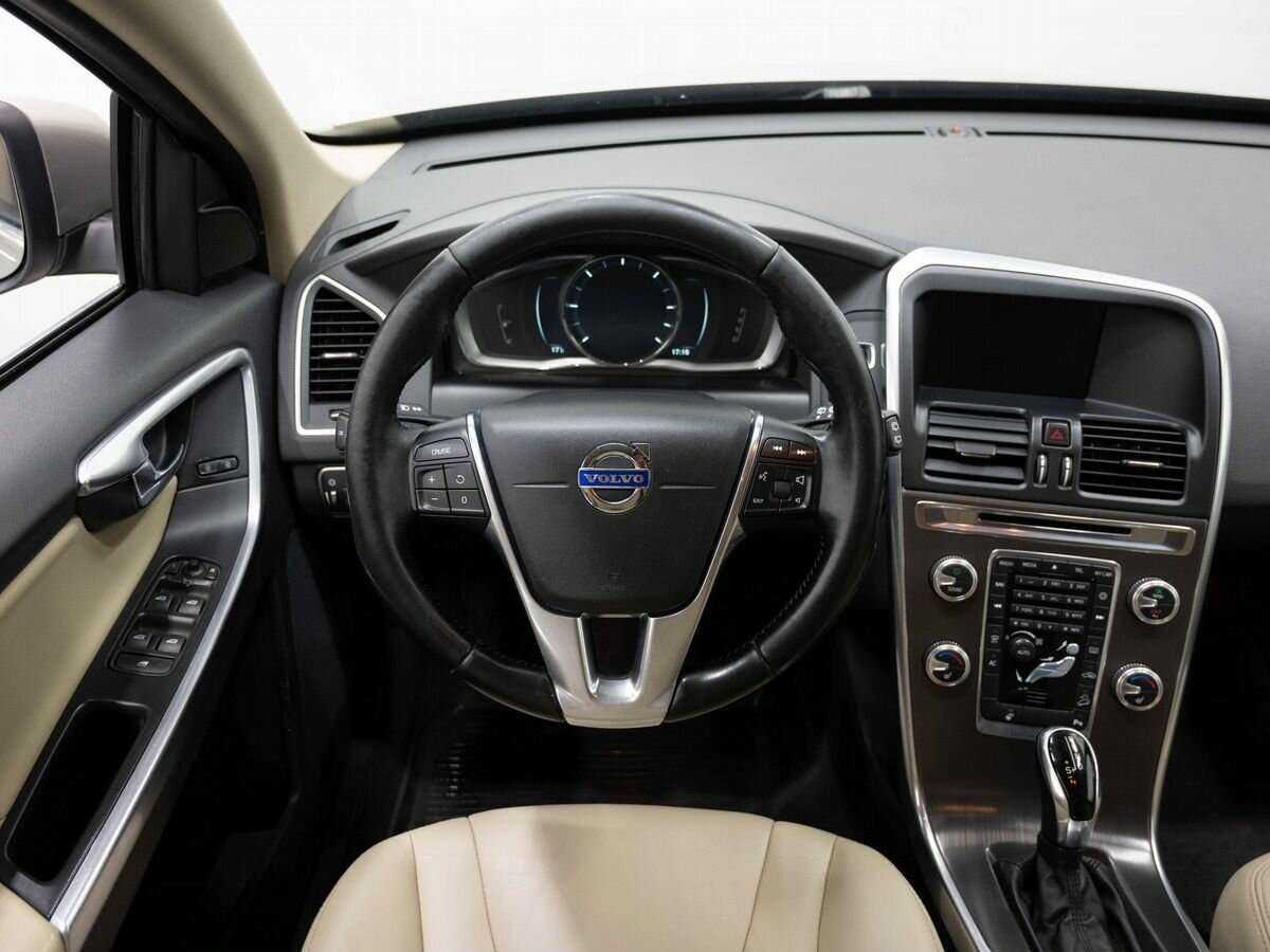 Купить Volvo XC60 с пробегом. Фото: #13