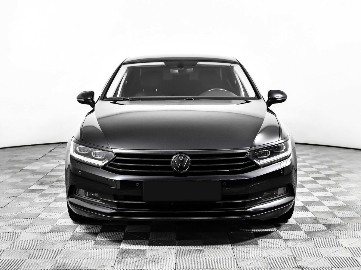 Купить Volkswagen Passat с пробегом. Фото: #1