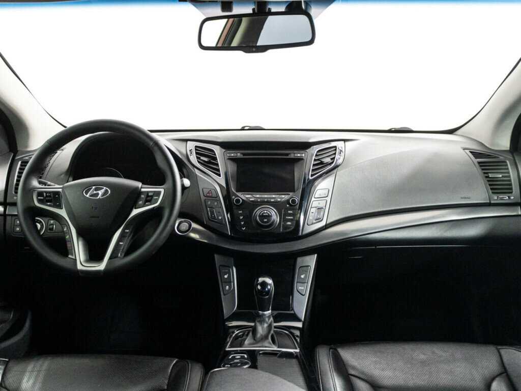 Купить Hyundai i40 с пробегом. Фото: #12