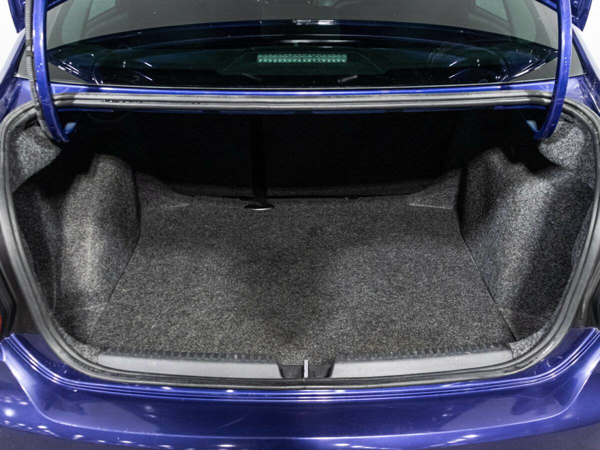 Купить Volkswagen Polo с пробегом. Фото: #13