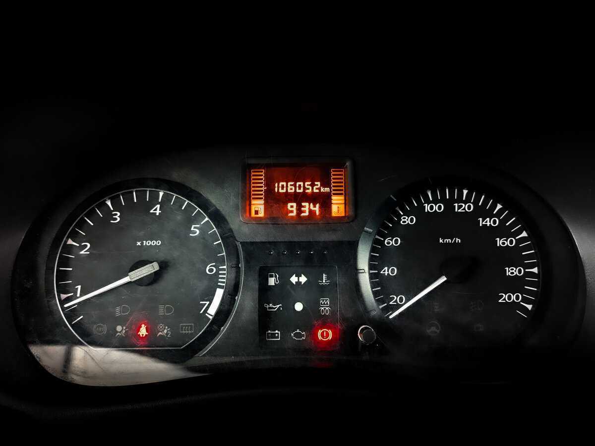 Купить Lada (ВАЗ) Largus с пробегом. Фото: #10