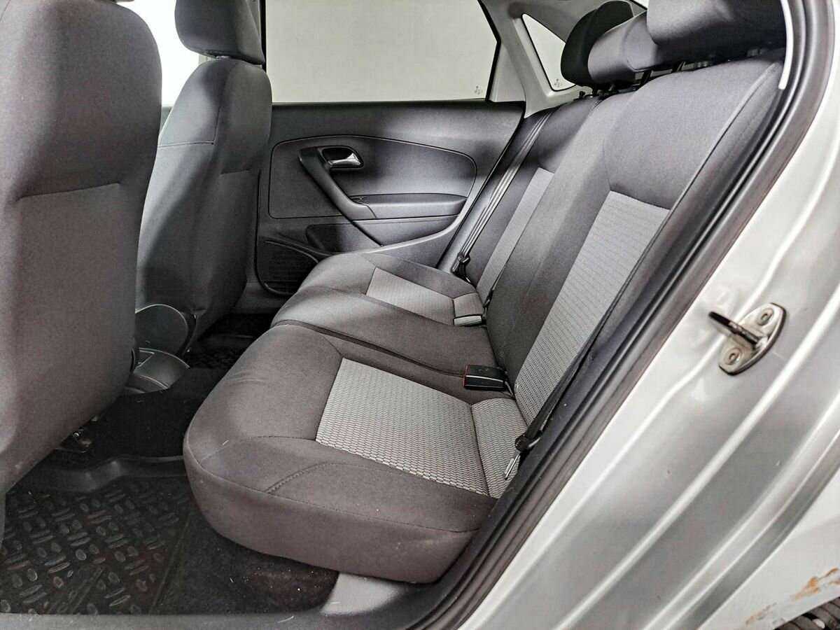 Купить Volkswagen Polo с пробегом. Фото: #9