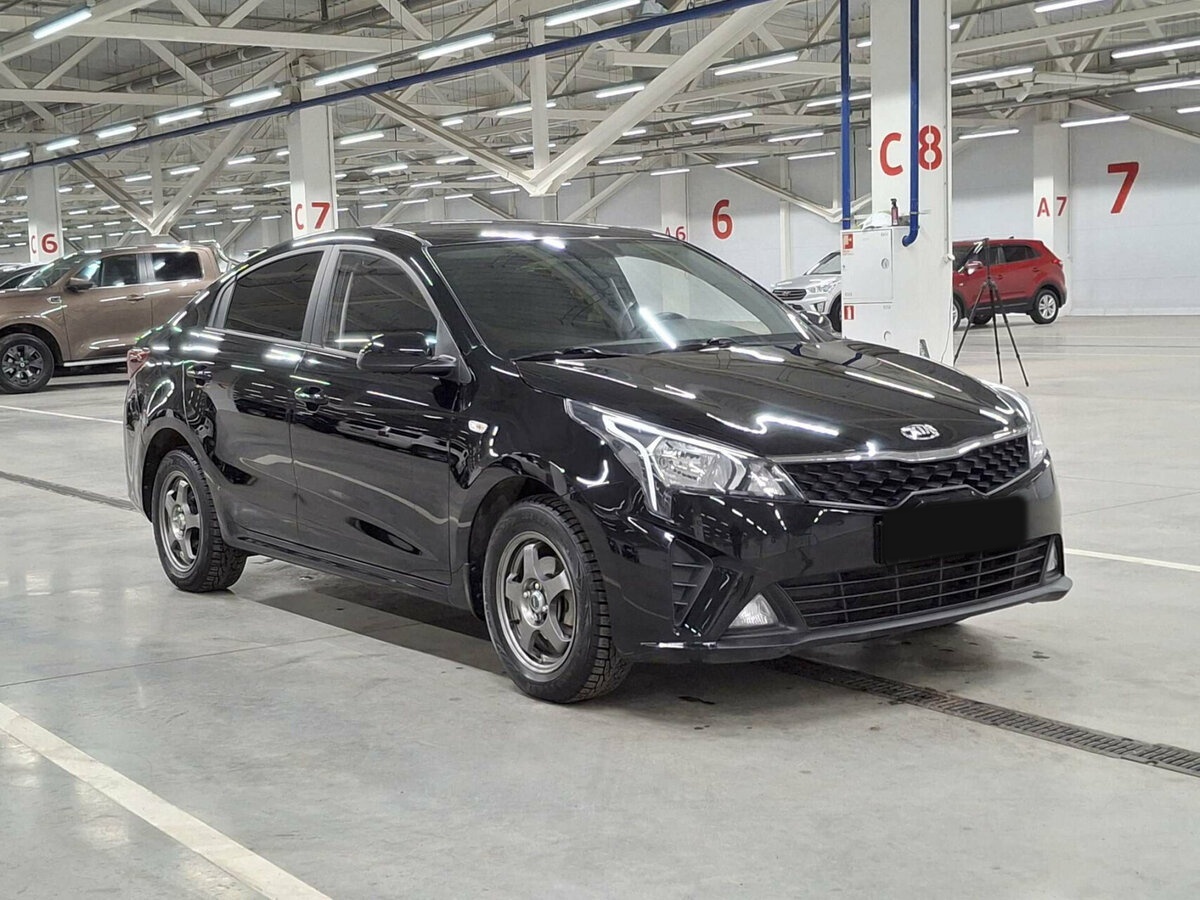 Купить Kia Rio с пробегом. Фото: #2