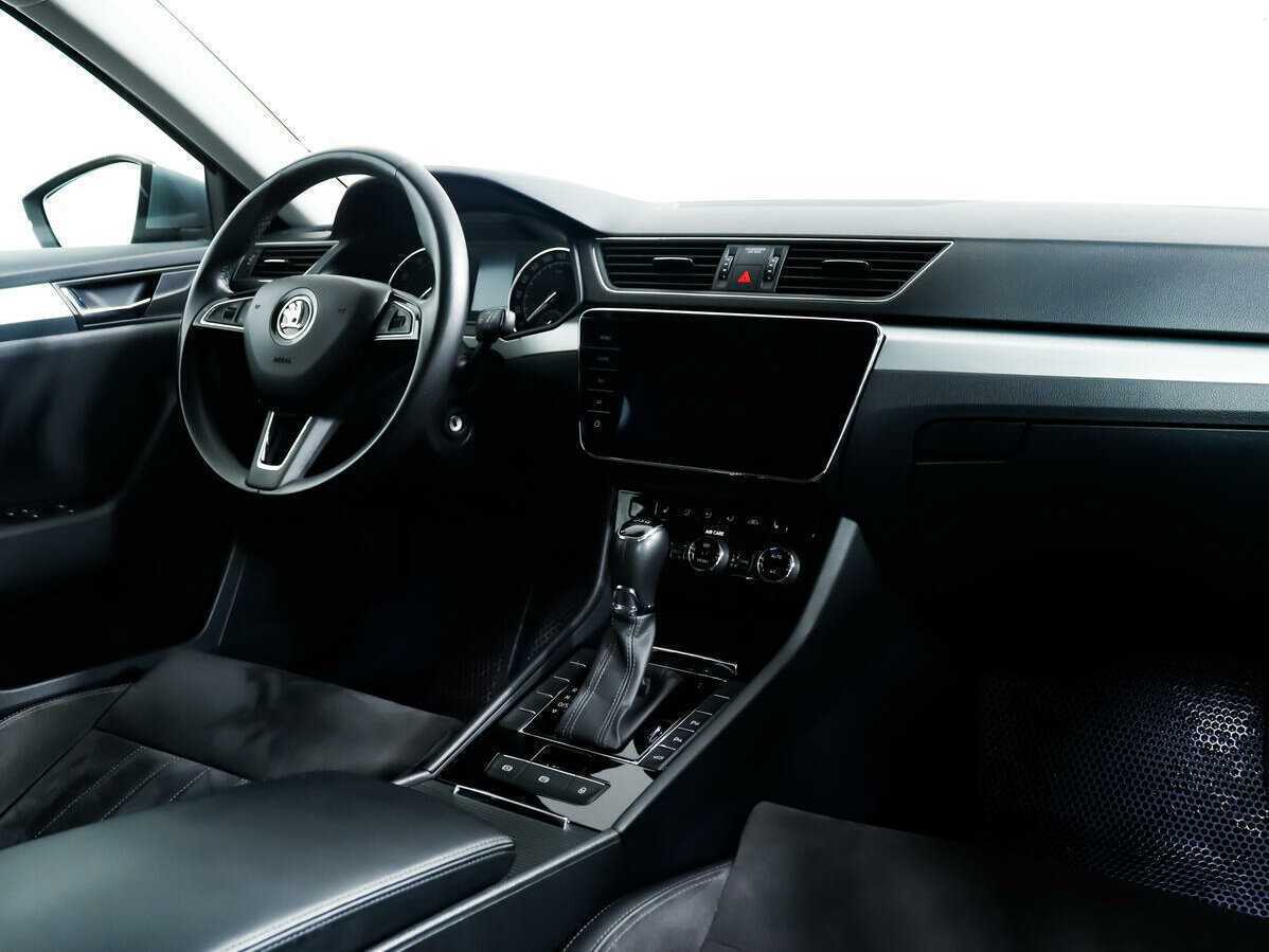 Купить Skoda Superb с пробегом. Фото: #6