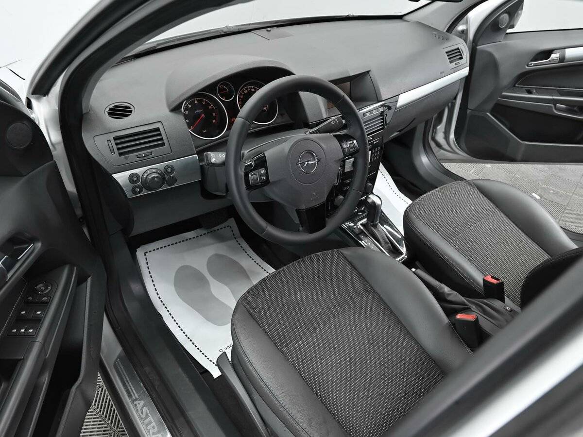 Купить Opel Astra с пробегом. Фото: #6