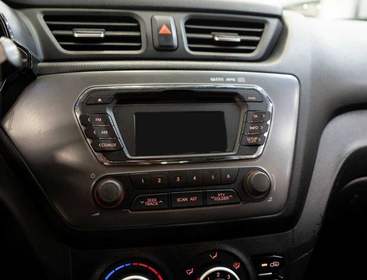 Купить Kia Rio с пробегом. Фото: #10