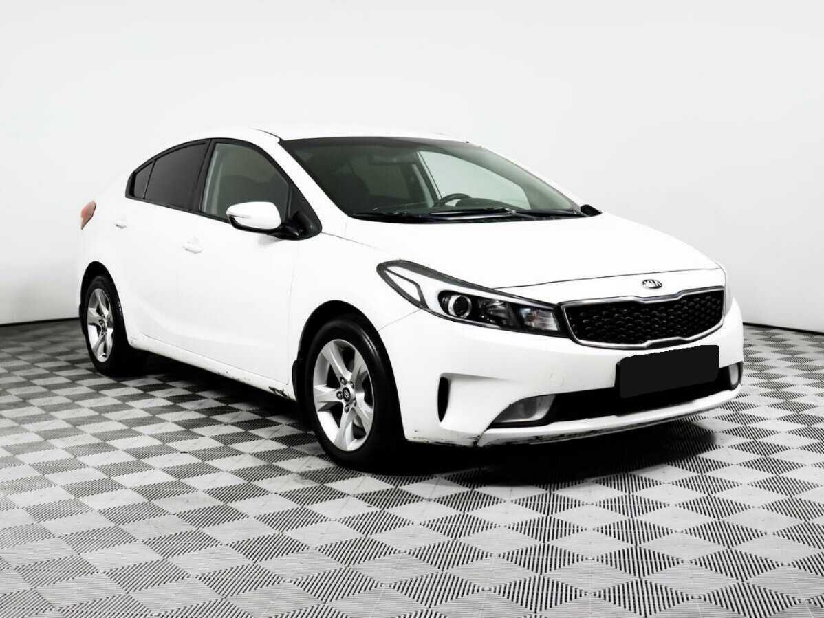 Купить Kia Cerato с пробегом. Фото: #2