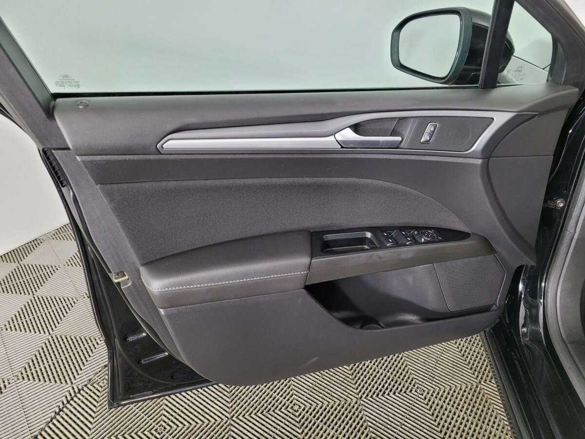 Купить Ford Mondeo с пробегом. Фото: #7