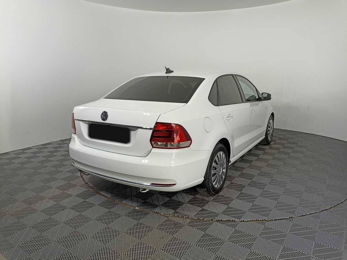 Купить Volkswagen Polo с пробегом. Фото: #4