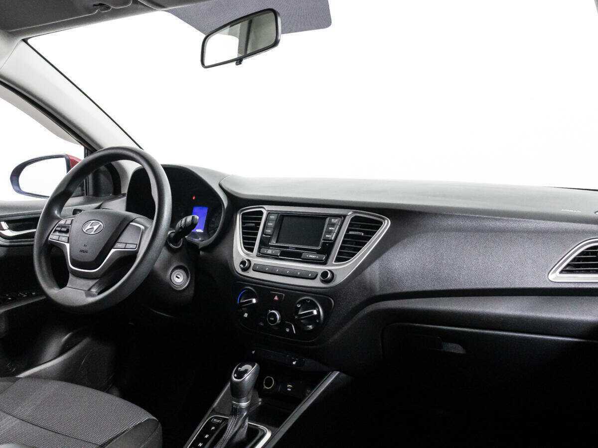 Купить Hyundai Solaris с пробегом. Фото: #8