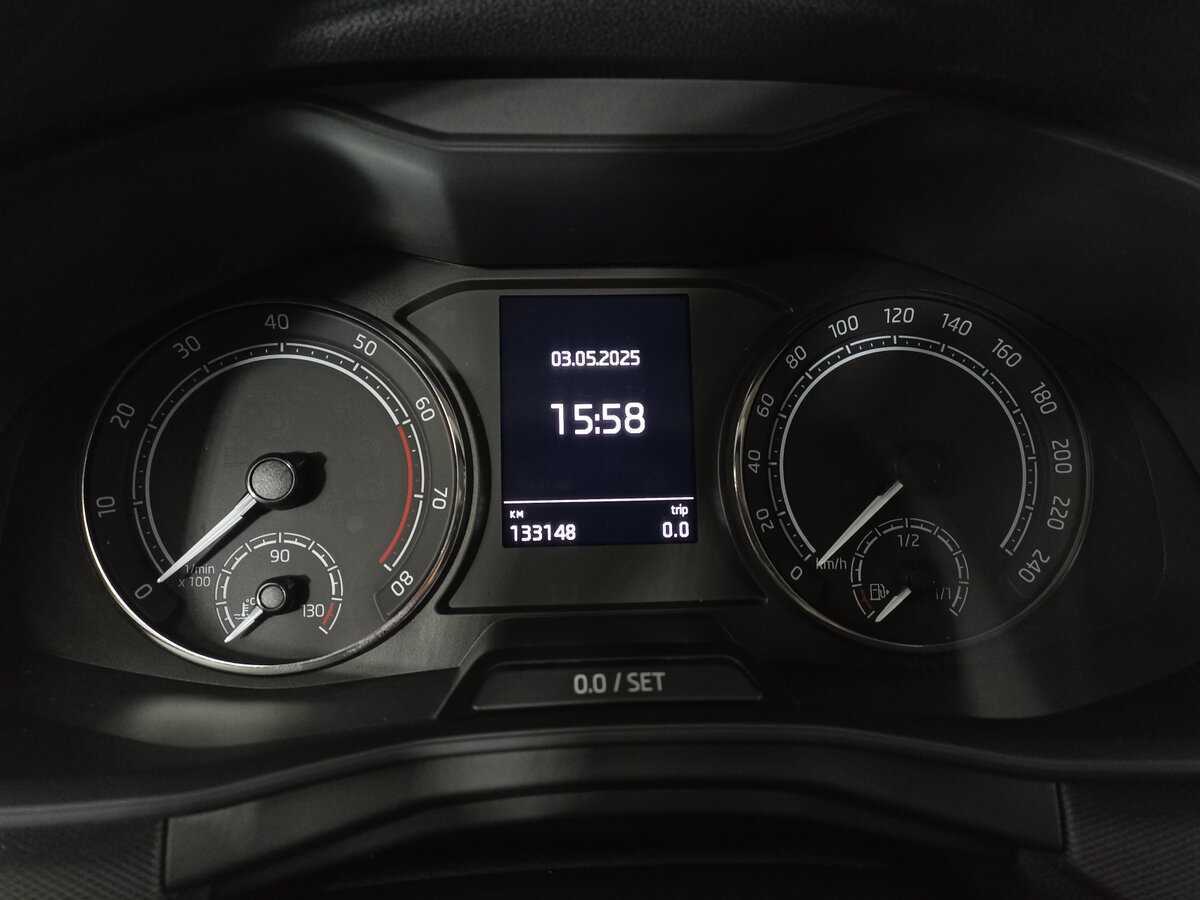 Купить Skoda Rapid с пробегом. Фото: #12