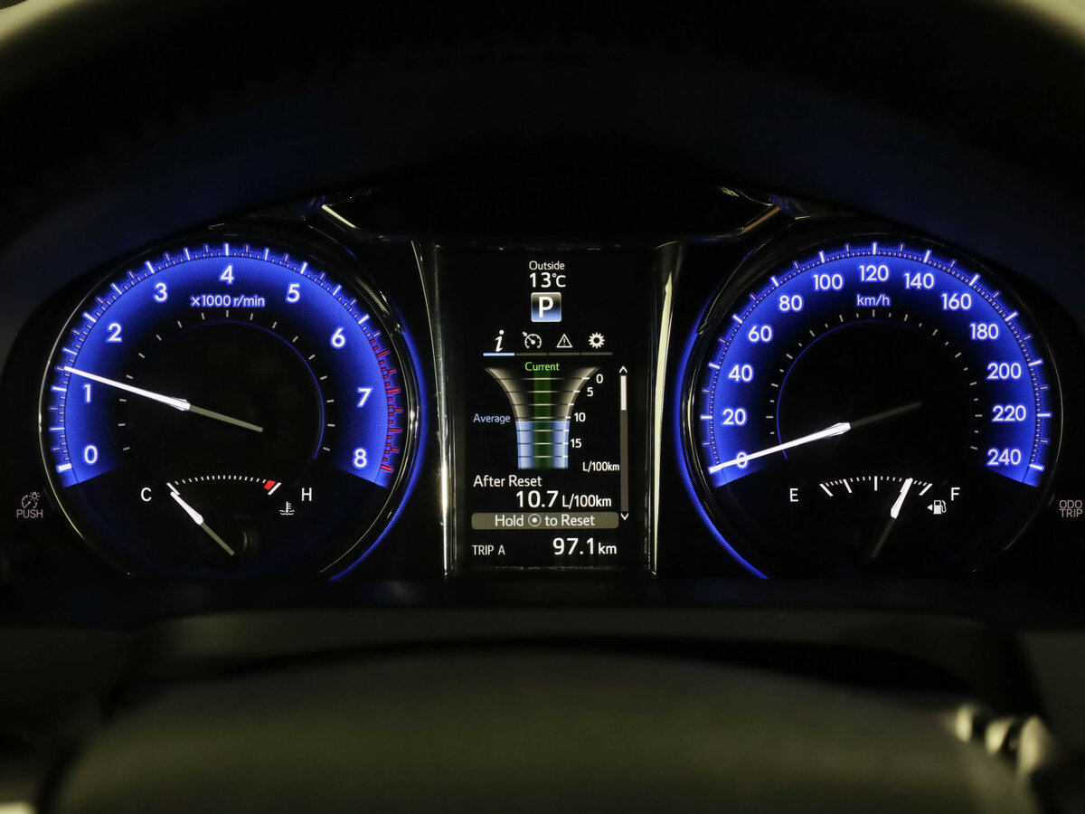Купить Toyota Camry с пробегом. Фото: #9