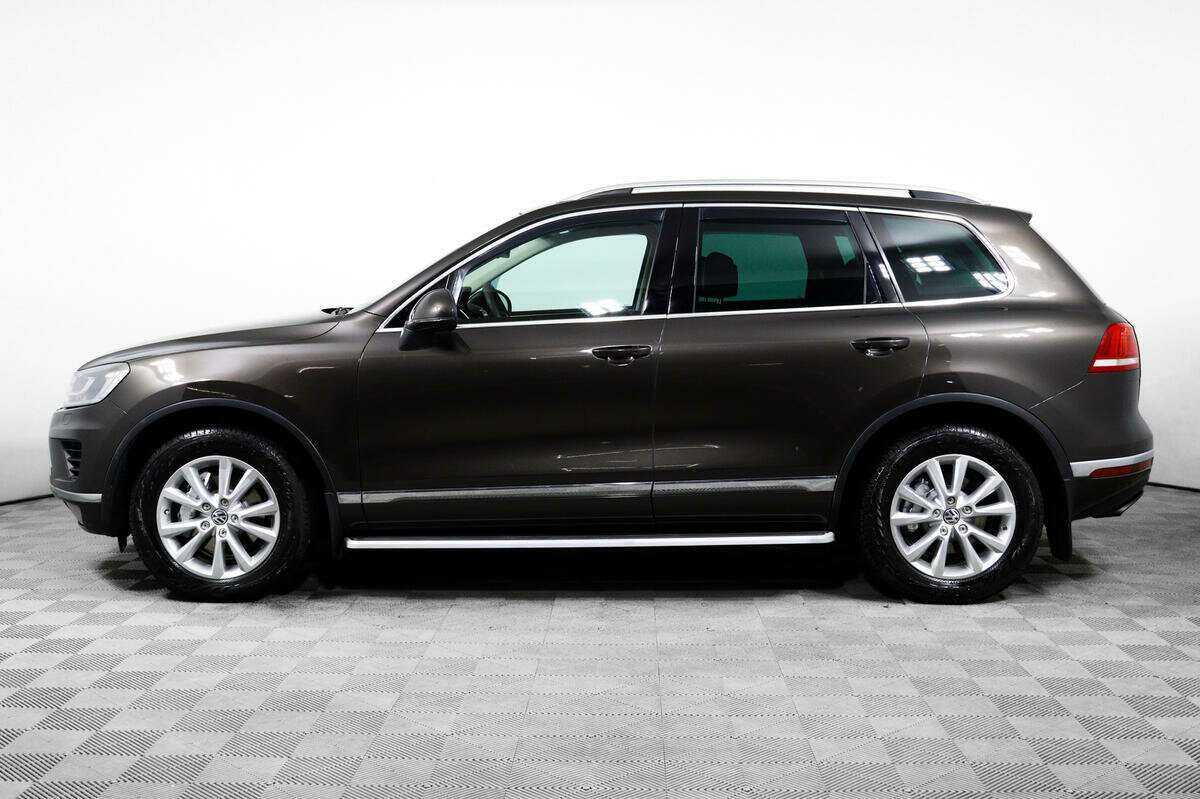 Купить Volkswagen Touareg с пробегом. Фото: #7