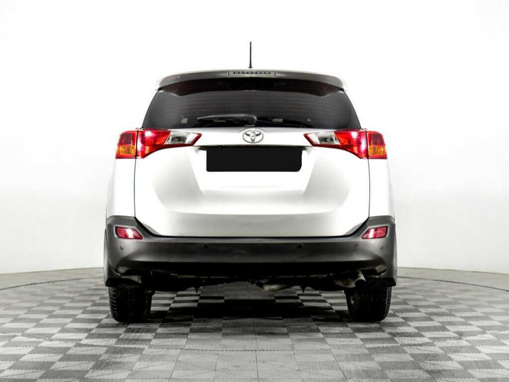 Купить Toyota RAV4 с пробегом. Фото: #4