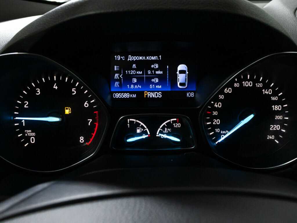 Купить Ford Kuga с пробегом. Фото: #11