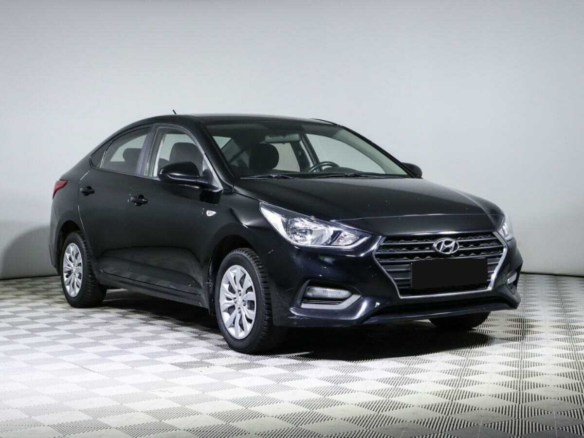 Купить Hyundai Solaris с пробегом. Фото: #2