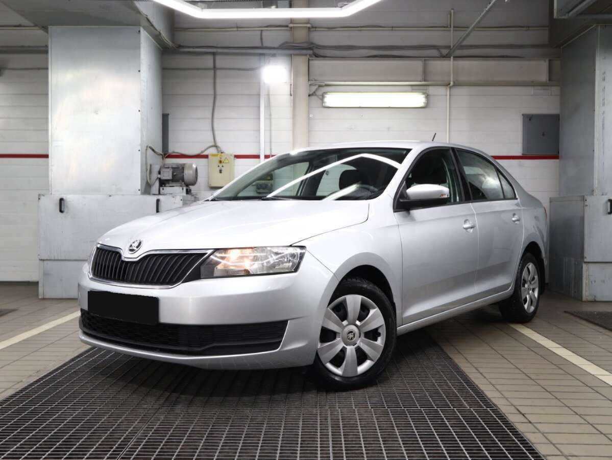 Купить Skoda Rapid с пробегом. Посмотреть фото