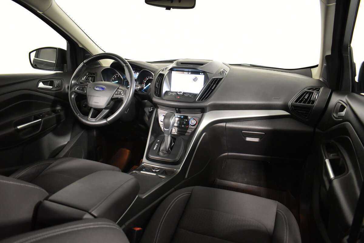 Купить Ford Kuga с пробегом. Фото: #12