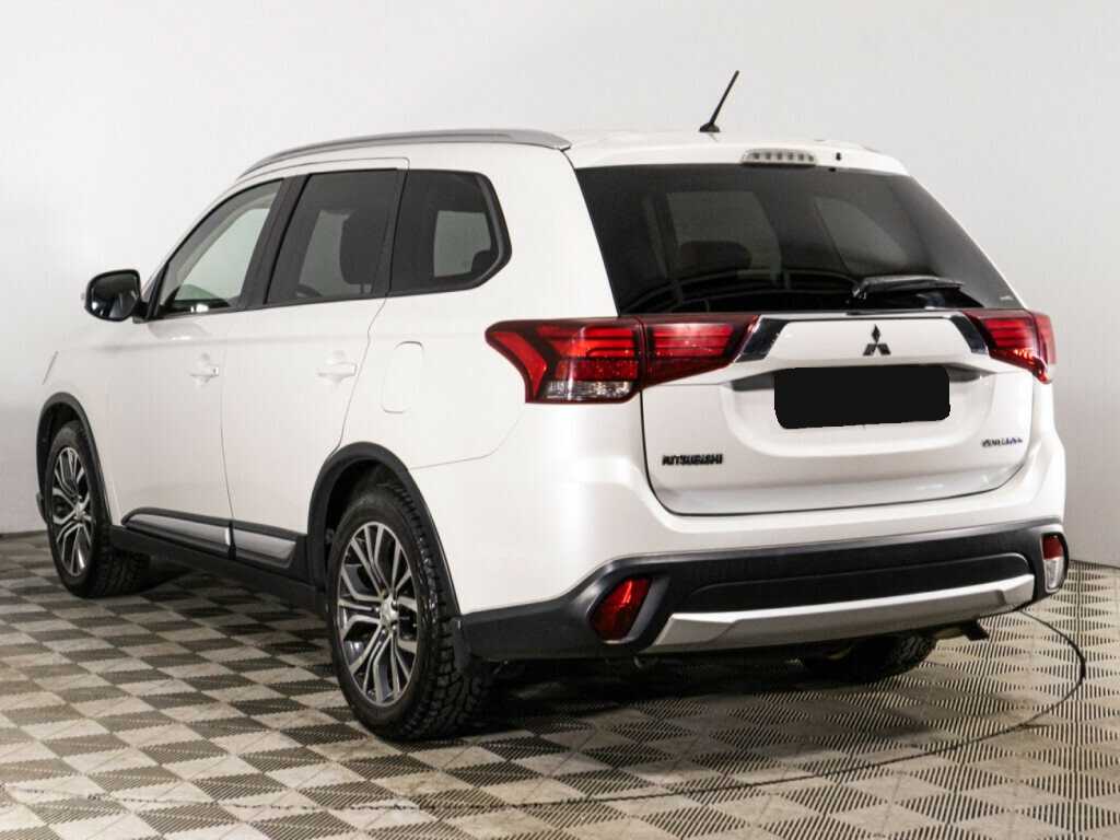 Купить Mitsubishi Outlander с пробегом. Фото: #6