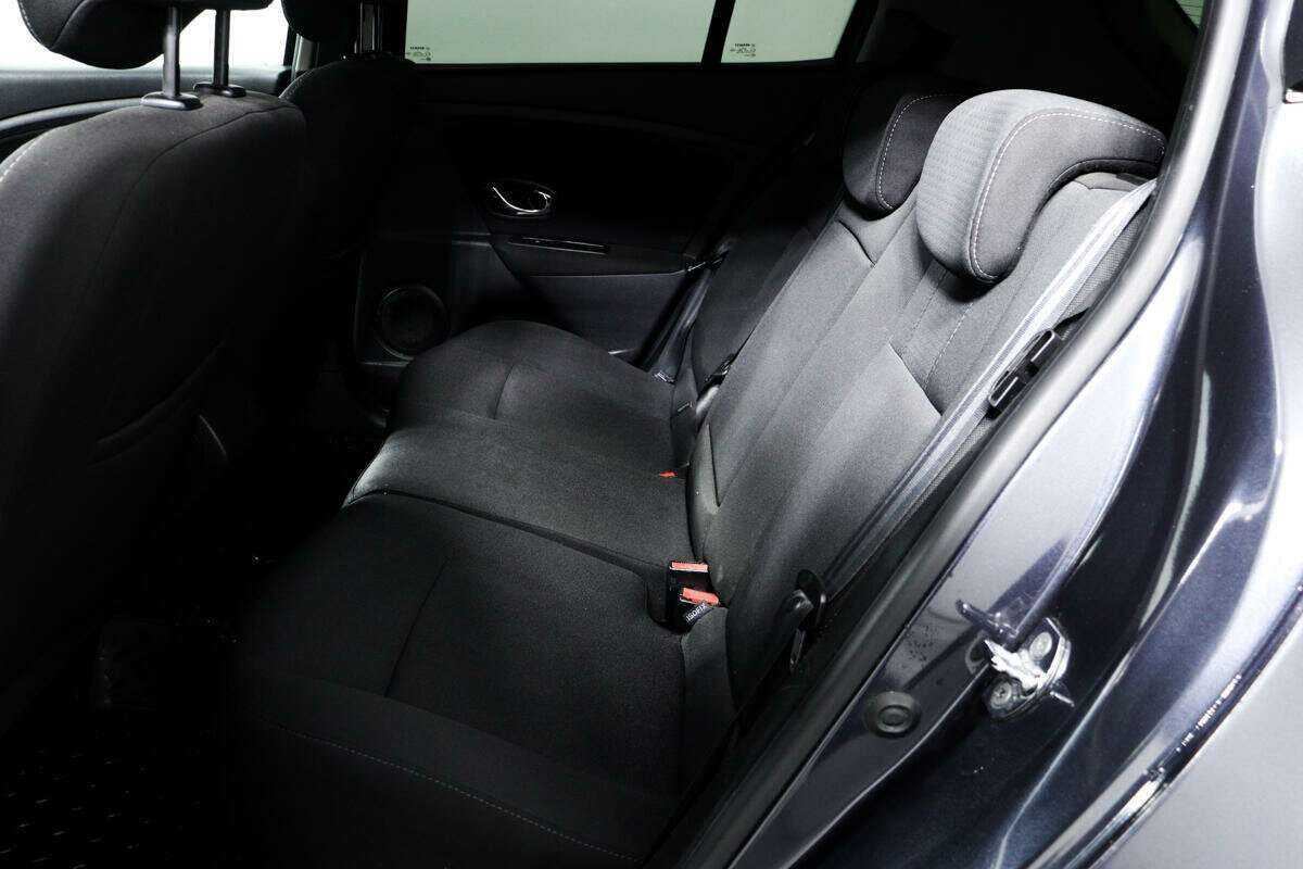 Купить Renault Megane с пробегом. Фото: #11