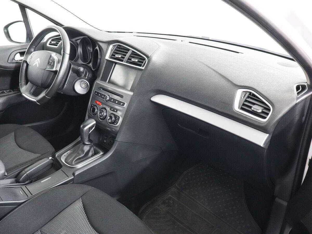 Купить Citroen C4 с пробегом. Фото: #9