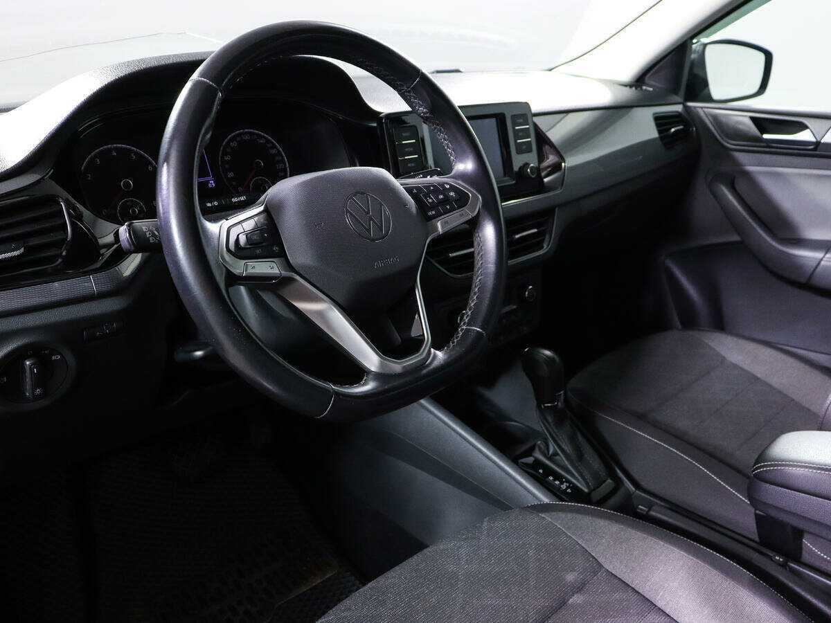 Купить Volkswagen Polo с пробегом. Фото: #11