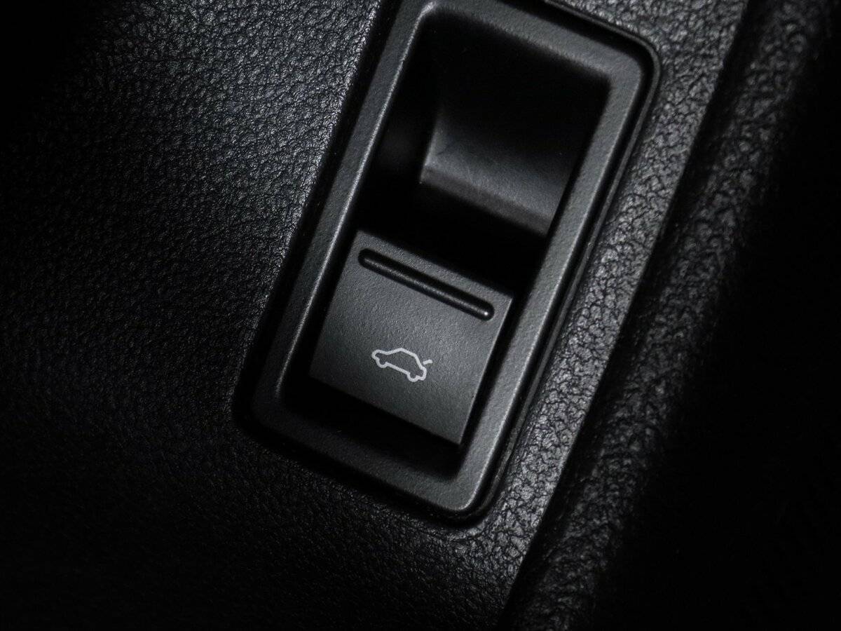 Купить Volkswagen Jetta с пробегом. Фото: #15