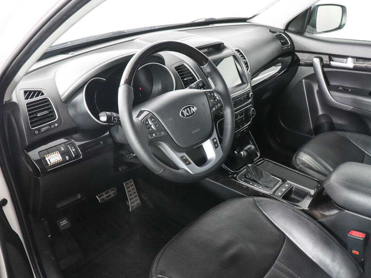 Купить Kia Sorento с пробегом. Фото: #8