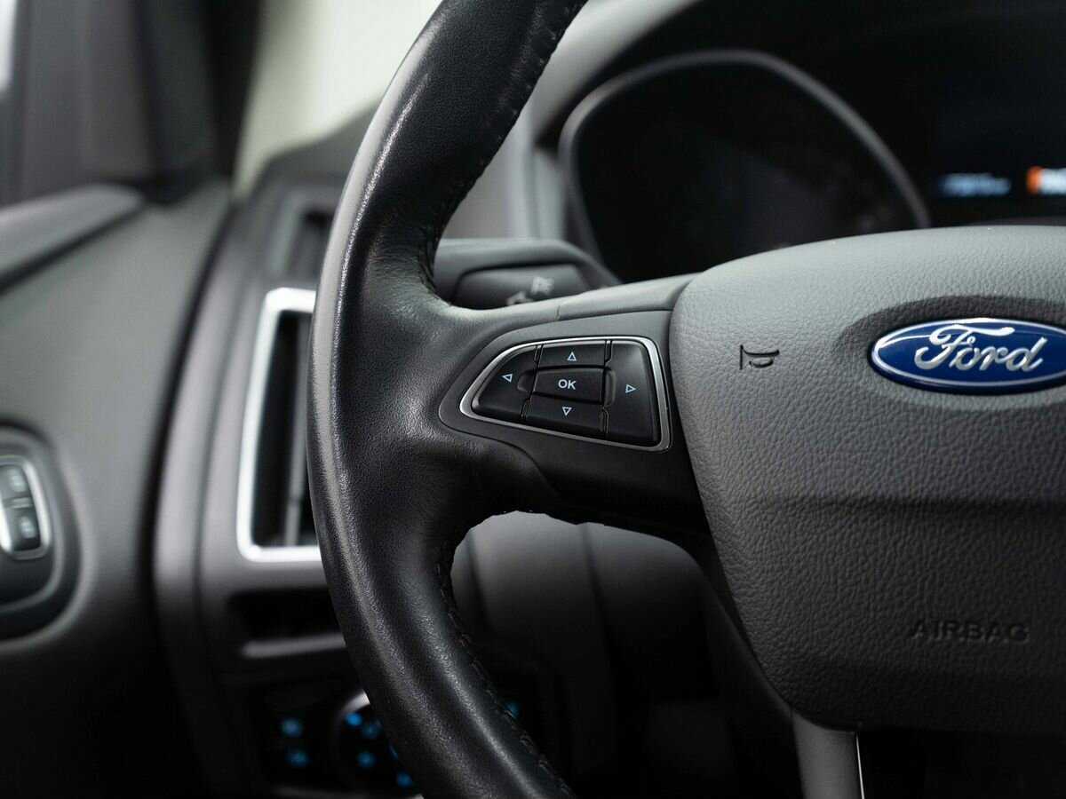 Купить Ford Focus с пробегом. Фото: #14